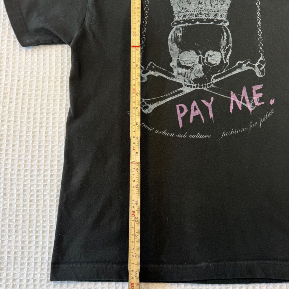 Nevertrust Urban Subculture Skull Crown Pay Me Graphic T-Shirt Black Small - Picture 4 of 5